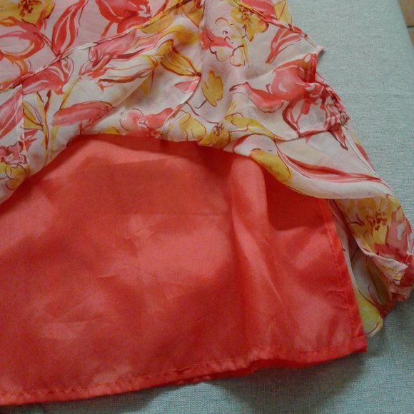 LA RUE 39  PETITE Women  SILK  Skirt 6P - Picture 6 of 8